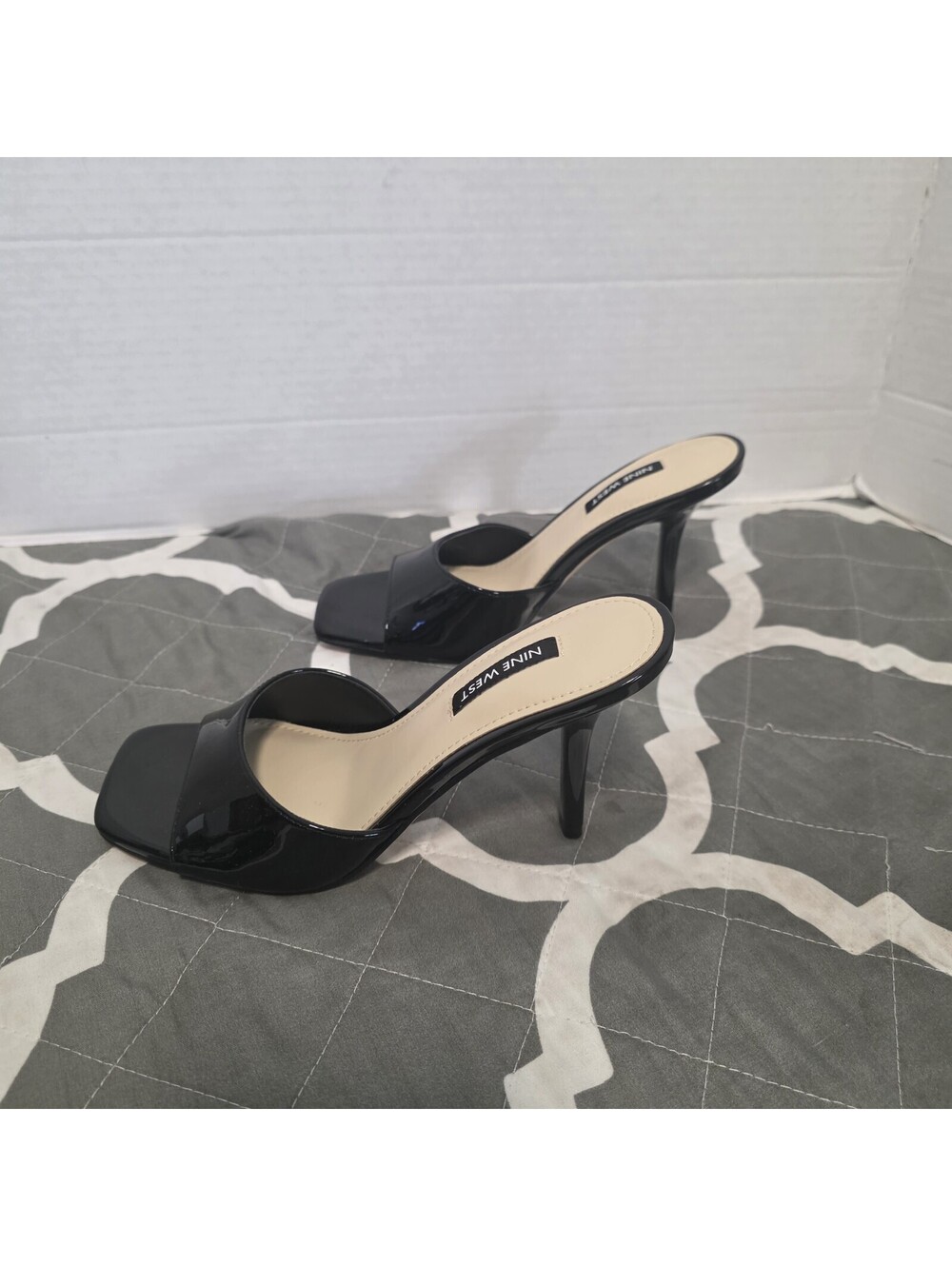 Nine West Disko Black Patent Dress Slide Sandals Mules Women's Sz 5 New - Picture 2 of 8